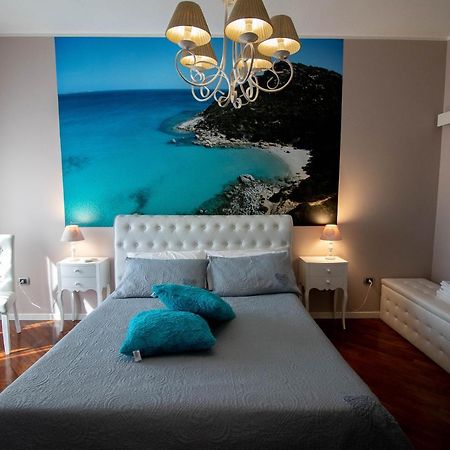 La Casa Di Adele Cagliari B&B Екстериор снимка