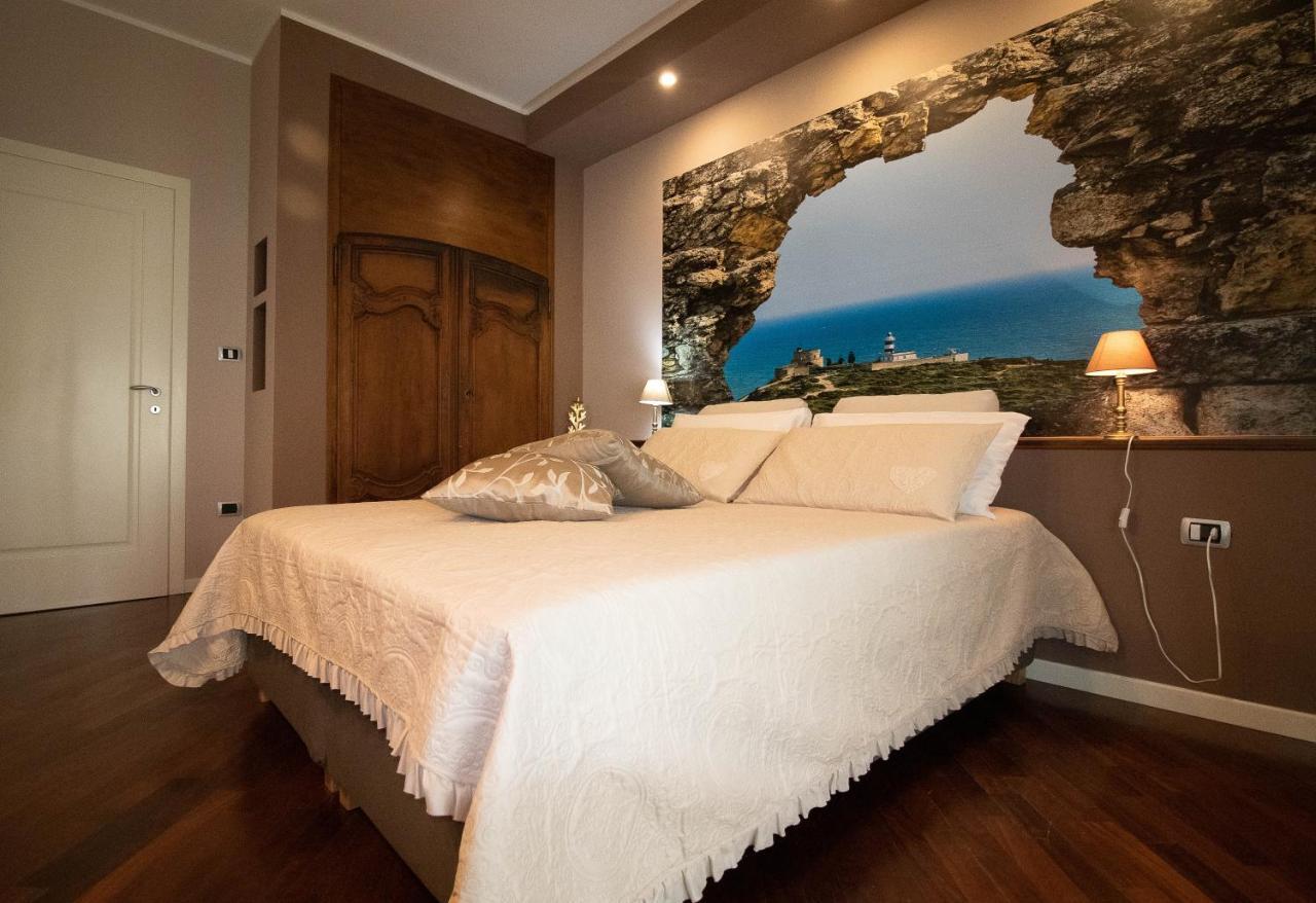 La Casa Di Adele Cagliari B&B Екстериор снимка