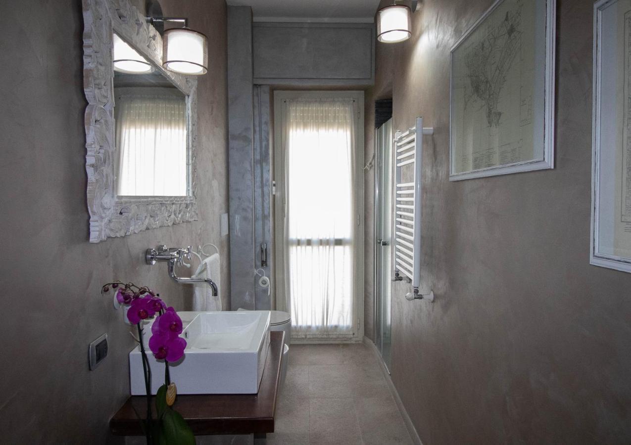 La Casa Di Adele Cagliari B&B Екстериор снимка