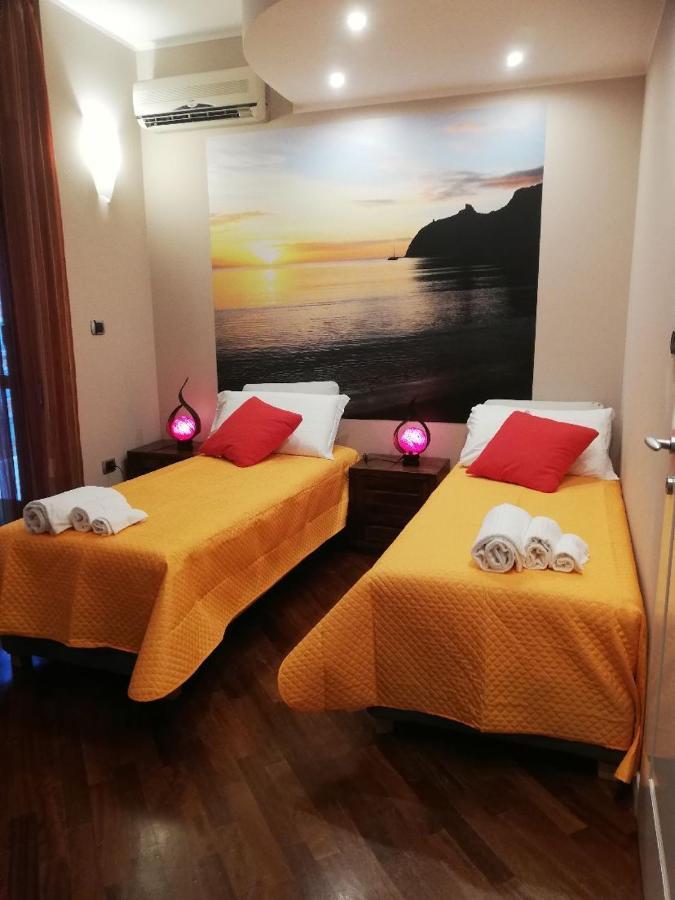 La Casa Di Adele Cagliari B&B Екстериор снимка
